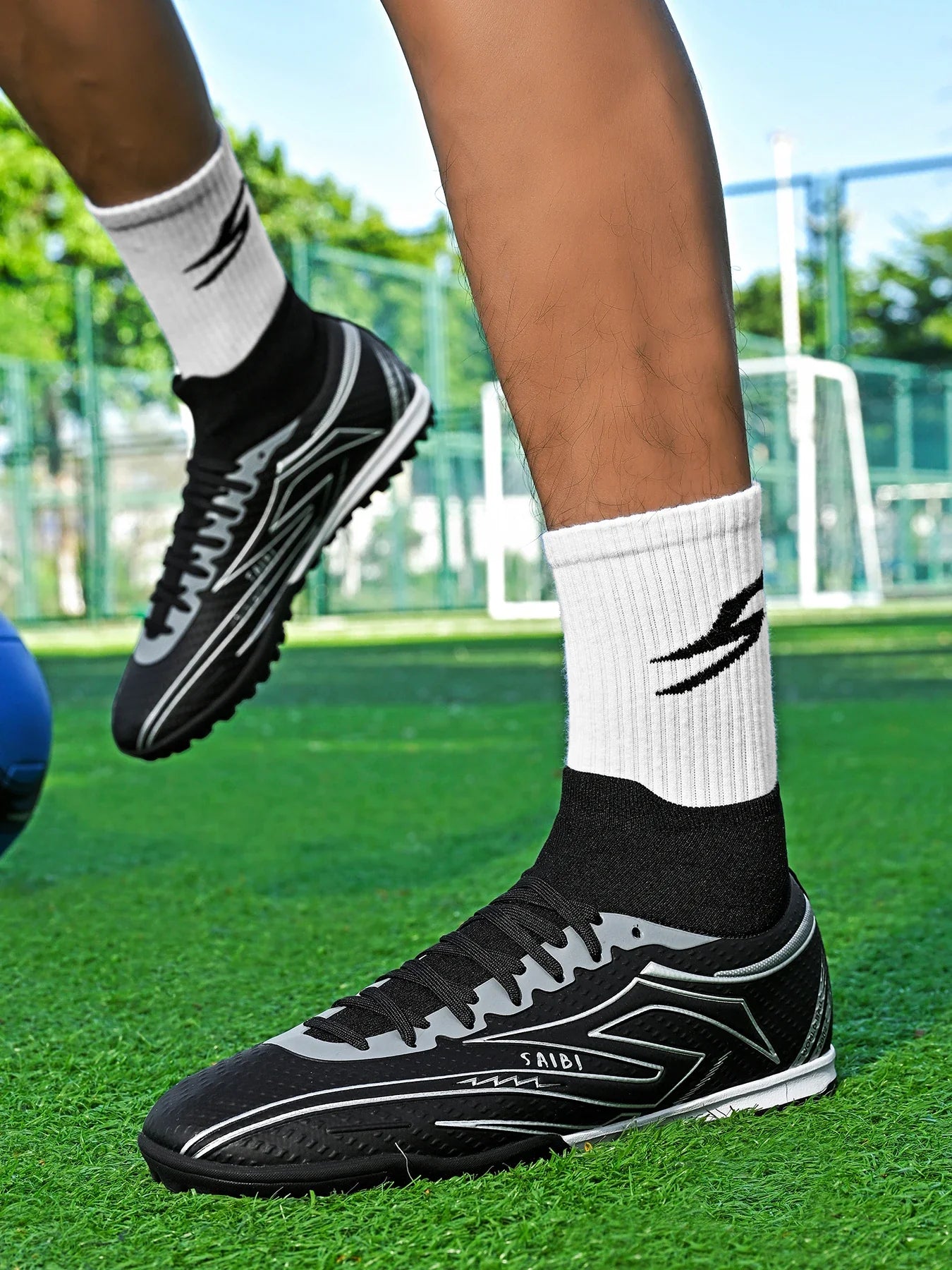 TF Turf Soccer Cleats Breathable Material Comfortable Fit Non-Slip Durable Rubber Sole Professional for Training