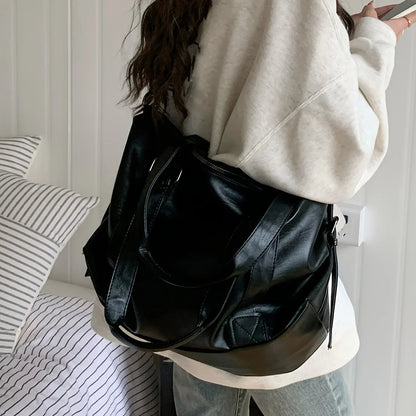 Luxury Women's Shoulder Bags Large Capacity Waterproof Crossbody Bag For Women Daily Commuting