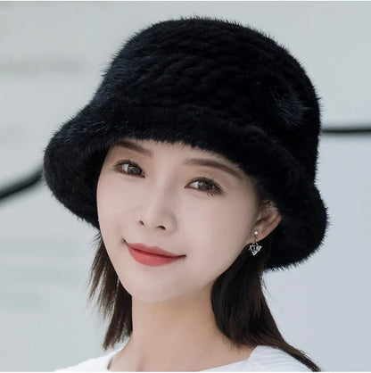 Woman Hat Winter Solid Mink Caps With Flower Natural Mink Fur Hats New Russian Girl Soft Knitting Real Fur Bucket Hats 2026 Warm