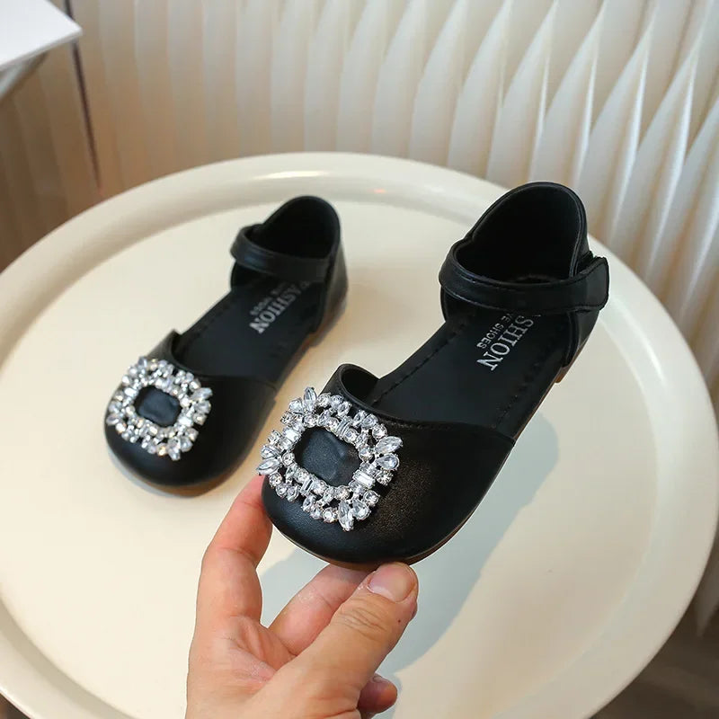 New Children's Sandals Summer Rhinestone Buckle Sandals for Girls Fashion Elegant Kids Princess Causal Wedding Flat Sandals Soft