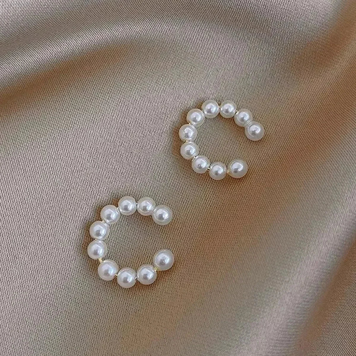 Woman's Korean Elegant Imitation Pearl Ear Cuff Clip C- shaped Earrings Non-Piercing Ear Ring Minimalist Earrings Fashion Jewelr