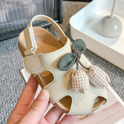 2025 Children Sandals for Girls Summer New Fashion Korean Style Soft Bottom Anti-slippery Versatile Cut-outs Princess Beach Shoe