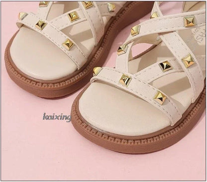 Summer New Kids Sandals Girls Princess Rivet Sandals Soft Children Beach Shoes Fashion Roman Sandals Size 21-36 Versatile
