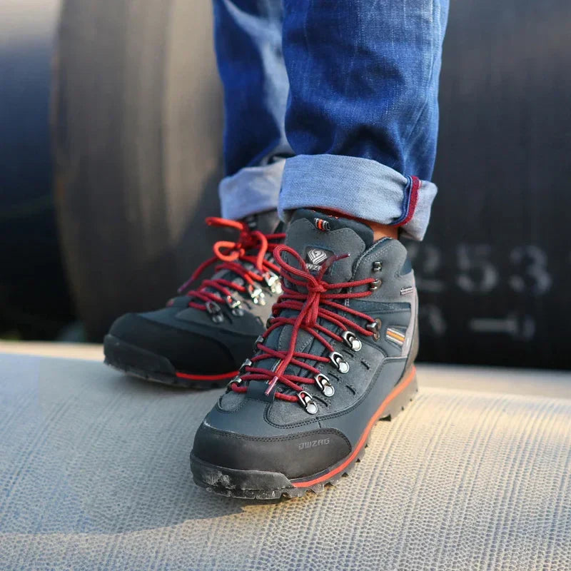 Men Boots Outdoor Mountain Climbing Sneaker Mens Top Quality Fashion Desert Tactical Hiking Boot Casual Snow Boots