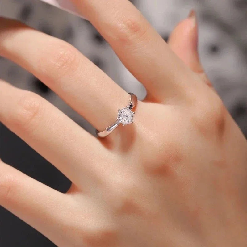 0.3ct 4mm Moissanite Diamond Ring for Women S925 Sterling Silver with Gold Plated Eternity Band Wedding Party Jewelry