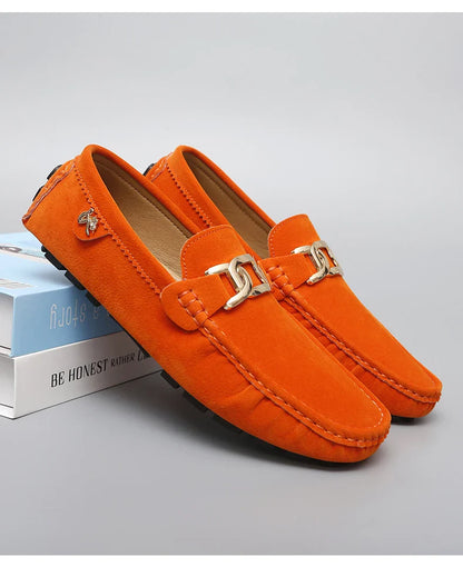 Sapatos Masculinos 2025 Novos Feitos à Mão Gorro Sola Macia Slip-On Casual Sapatos Preguiçosos Respiráveis ​​Trbottomy Mais Fáceis de Combinar Tamanho Grande