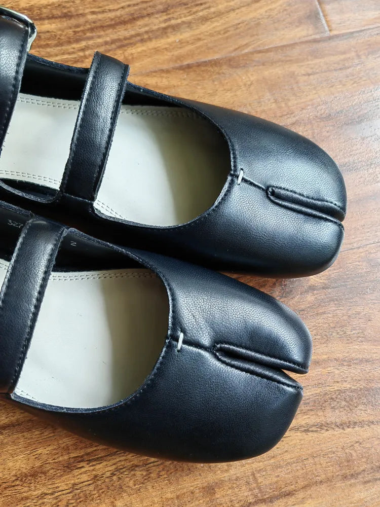 Fashion Women's Shoes New High Quality Leather Split Toe Mary Jane Shoes Comfortable Low Heel Women Shoes Lolita
