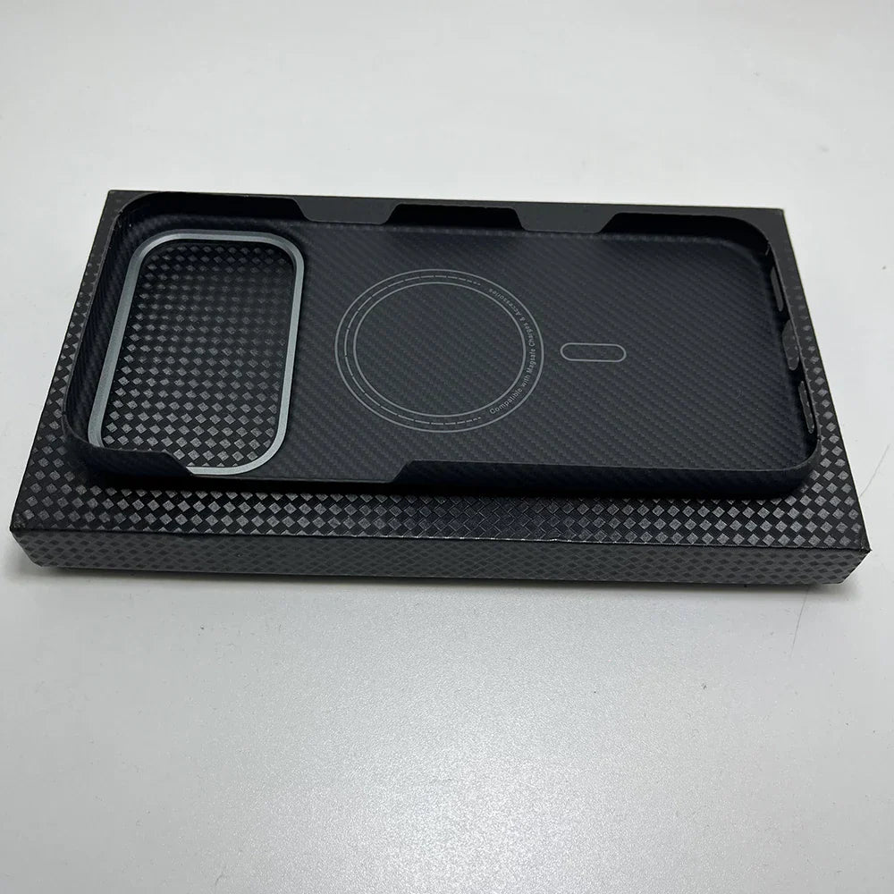 Really Carbon Fiber Case for Iphone 17 Pro Max Case for Magsafe Magnetic Ultra-Thin Lightweight for Iphone17 Pro aramid Cover