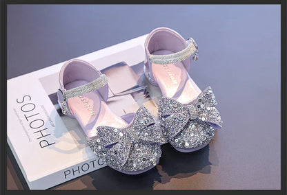 2025 Children's Crystal Princess Shoes bow Tie stylish summer new girls' head-wrapped sandals small high heels performance shoes