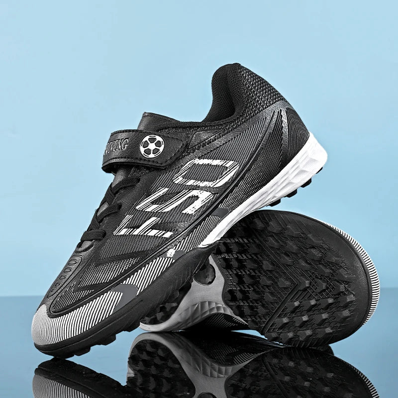 New Kid Match Boys Football Boots Sneakers Professional Non-Slip Sports Shoes Match Soccer Shoes Outdoor Comfortable Unisex