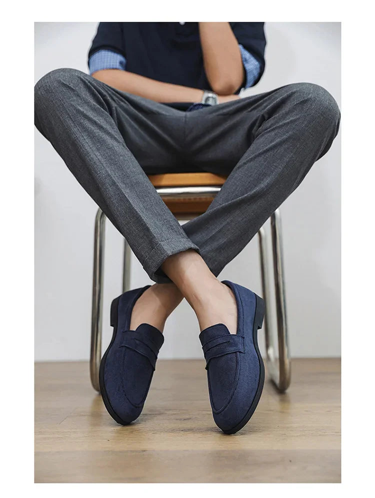 Retro Brown Men's Loafers Comfortable Suede Leather Casual Shoes Man Slip-on Shoes Flat Moccasins For Men zapatos de hombre