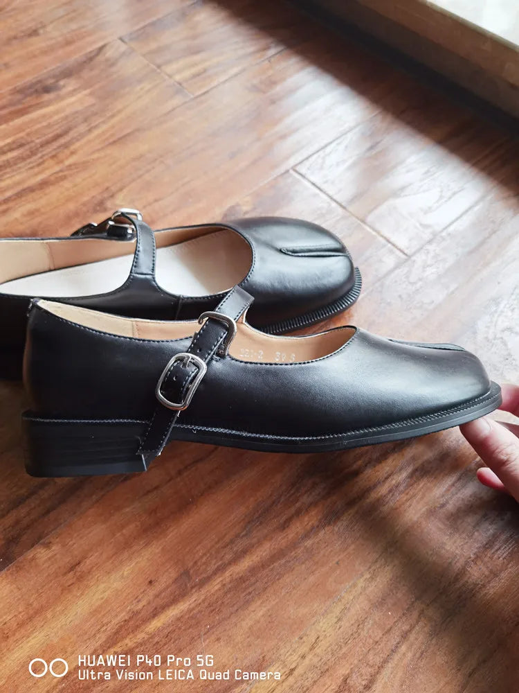 Fashion Women's Shoes New High Quality Leather Split Toe Mary Jane Shoes Comfortable Low Heel Women Shoes Lolita