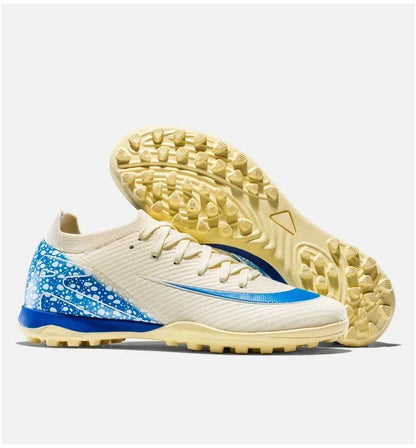 New Men Soccer Shoes Professional Football Boots Grass Outdoor Sport Non-Slip Training Shoes Match Sneakers Ultralight Unisex