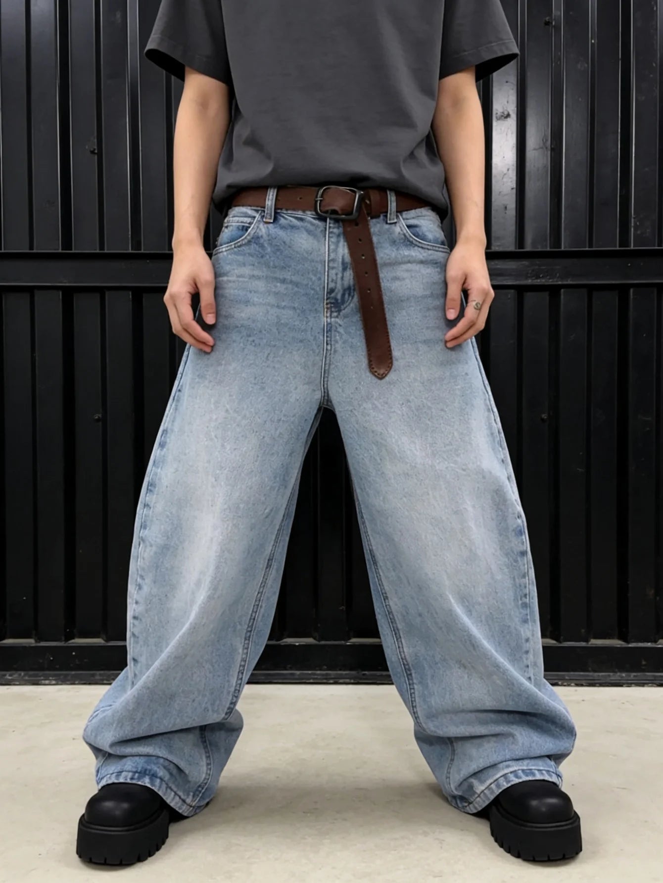 Men's Original Blue Baggy Jeans Light Retro For Dating Y2K Drip Casual Wear No accessories or belts included