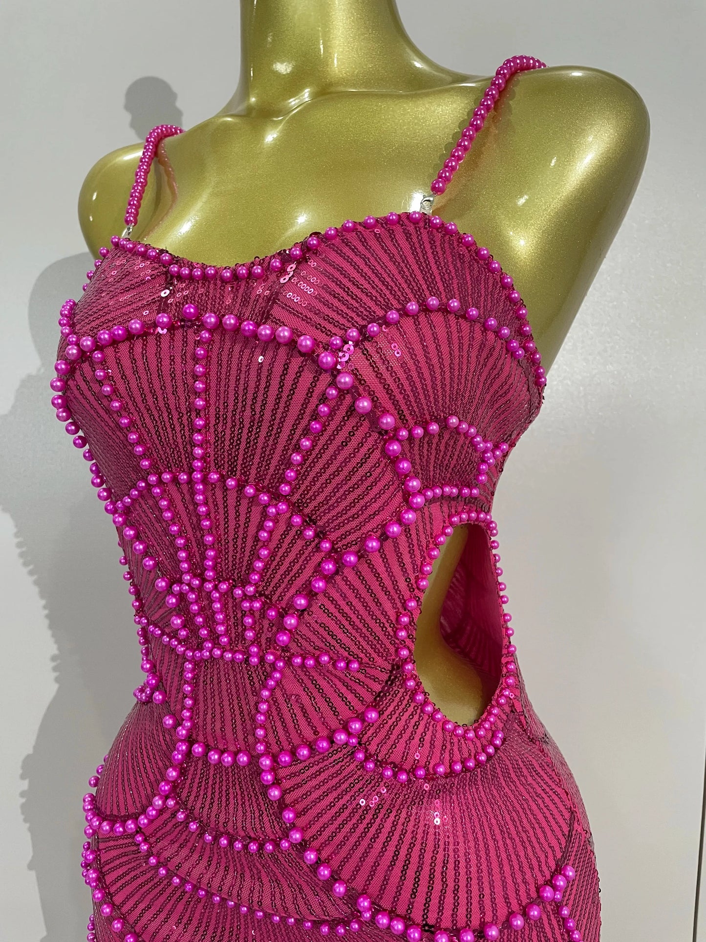 Women Hot Sale Sleeveless Sexy Strap Pearl Beading Sequins Bodycon Long Dress Celebrate Evening Party Birthday Outfit Vestido