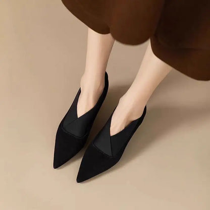 Vintage Pointy-toed Stiletto Boots Paired with Mid-heeled Boots and Stretchy, Deep Heels Are Perfect for Women