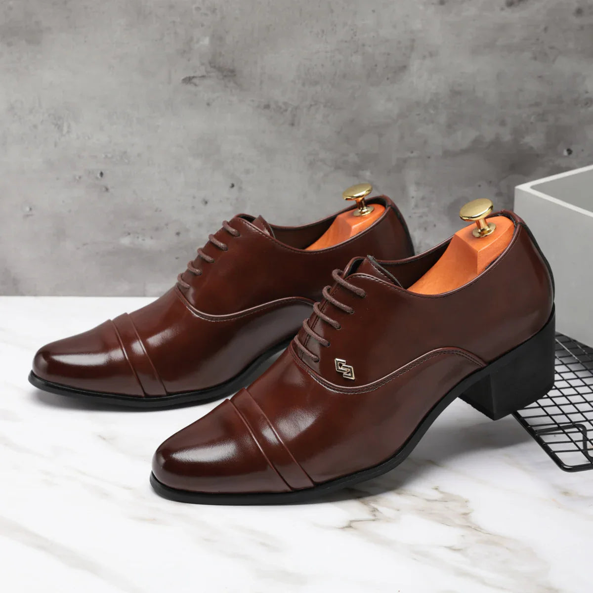 Premium leather men shoes slip on loafers European brand business casual wedding party plaid design height increasing