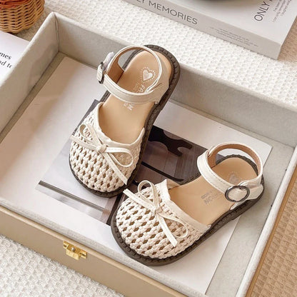 Kids Summer Casual Sandals Sweet Bow Girls Woven Flat Shoes Non-slip Children's Hollow-out Beach Sandals for School Daily Wear