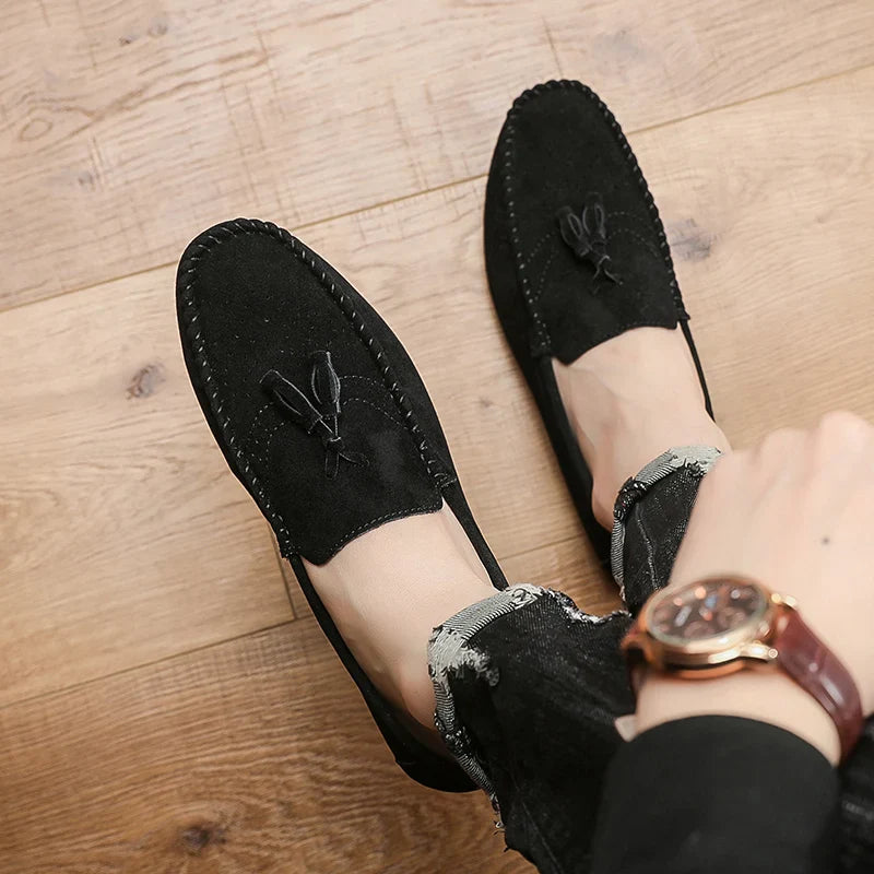 Fashion Men Casual Shoes Suede Breathable Comfort Slip-on Mens Driving Shoes Luxury Brand Men Loafers Mens Lazy Shoes Moccasins