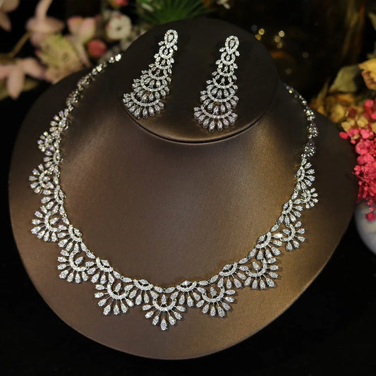 Luxury Shiny CZ Zircon Hollowed-out Shape Wedding Banquet Necklace Pageant Bridal Jewelry Sets for Women X0617