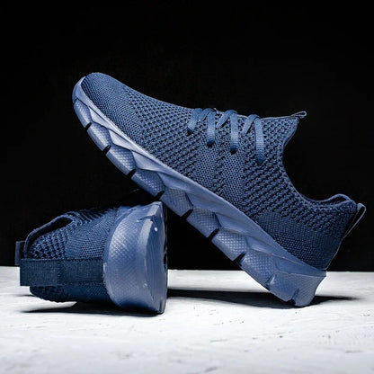 Men's casual sports shoes breathable summer light Soft sole comfort outdoor running shoes fashion student mesh plus size sneaker