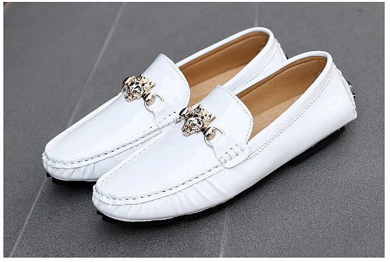 2025 Spring and Summer New Internet Celebrity Glossy Leather Peas Shoes Men's Large Size Slip-On Trendy Fashion Handmade Men's Shoes