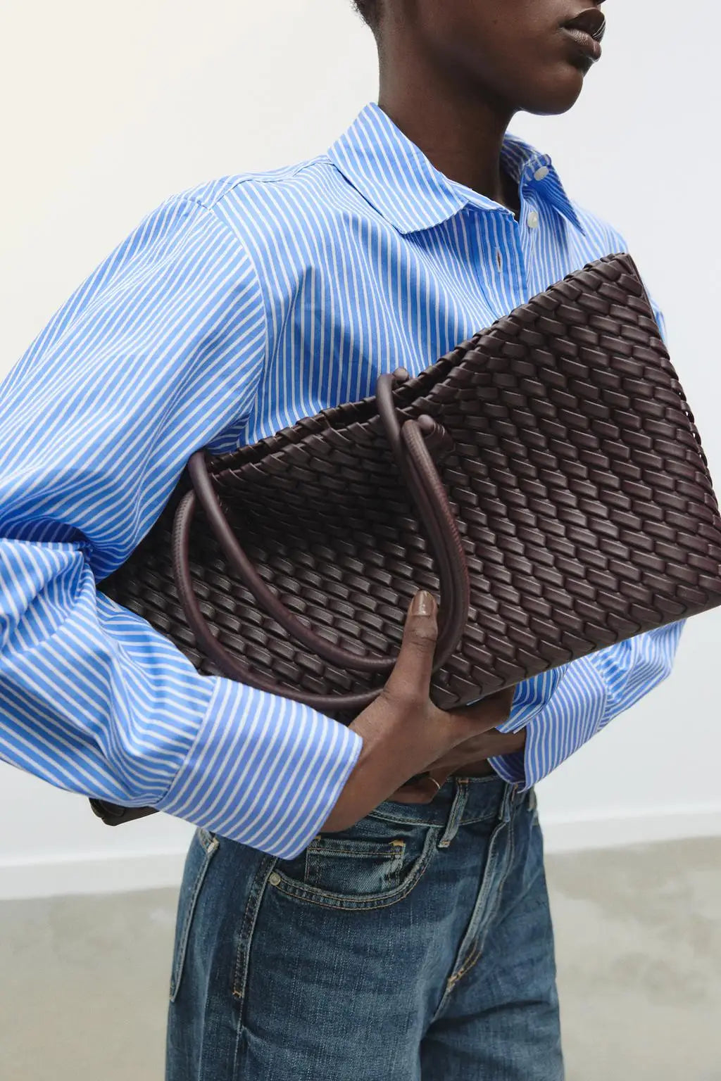 ELONGATED WOVEN SHOPPER BAG Fashionable Top Handle Tote Bag, Women's Shoulder Handbags Luxury Design for Everyday Style