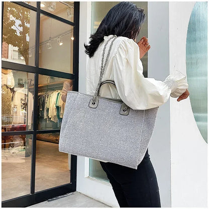 Fashion Make Up Designer Big Women's 2025 New Korean Fashion Casual Large Capacity Shoulder Crossbody Chain Tote Bag