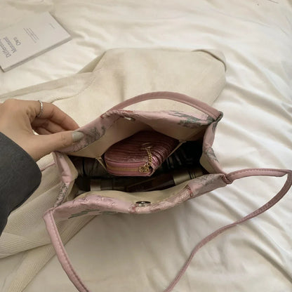 Hot Selling Chinese Style Embroidered Fashionable Women's Shoulder Bag 2026 Summer New Trend Large Capacity Handbag