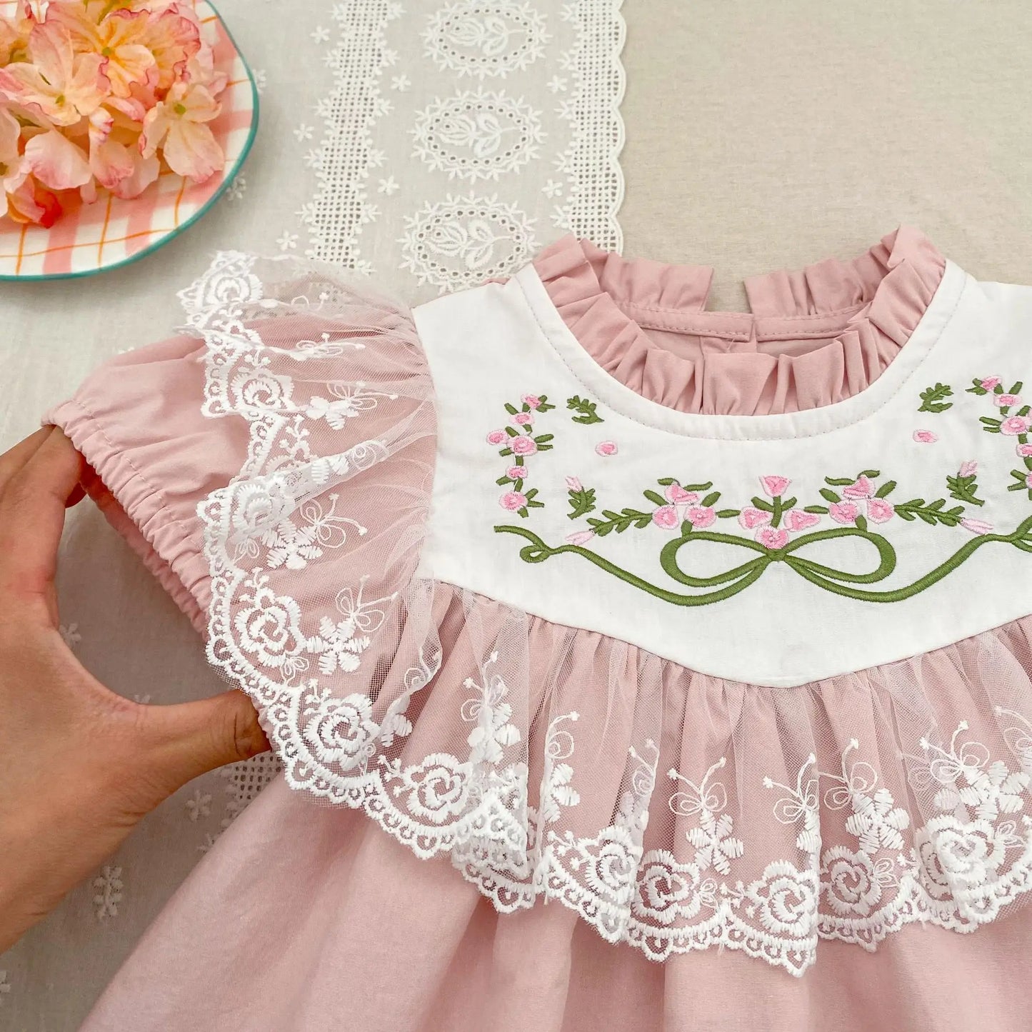 2026 New Summer Sister Clothing Short Sleeved Cotton Embroidery Kids Princess Dress 2-6Y Baby Girl Birthday Party Lace Dress
