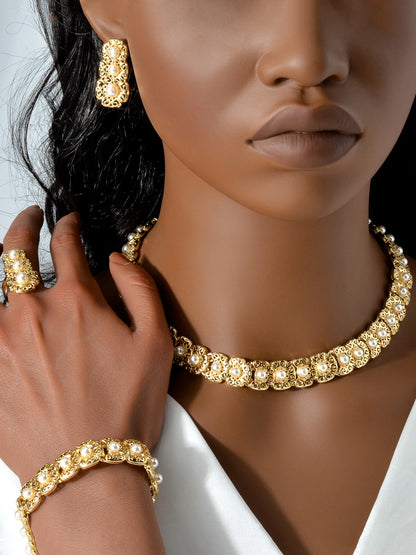 Conjunto de joias de luxo Dubai para mulheres, moderno, colar de pérolas, pulseira, anel, brincos, conjunto de joias banhadas a ouro 18k