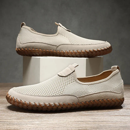 Breathable Men Casual Shoes Lightweight Outdoor Male Walking Shoes Anti-slip Men's Sneakers Slip on Flats Vulcanized Shoes 2025