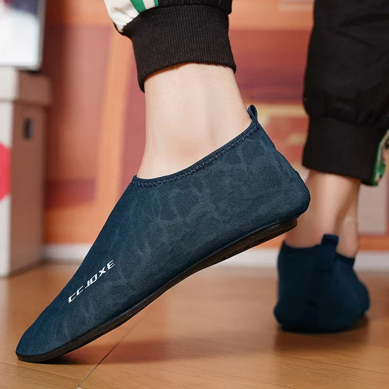 Men's Shoes Breathable Thin Bottom Light Driving Loafers Casual Socks Shoes Men Slippers Comfortable Walking Mens Shoes