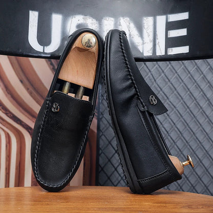 Men Casual Shoes Genuine Leather Luxury Brand Men Loafers Italian Moccasins Breathable Slip on Men Driving Shoes Chaussure Homme