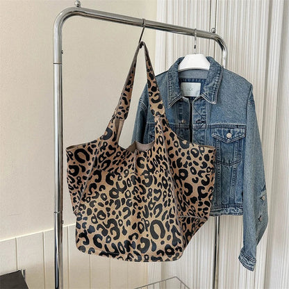 Fashionable and minimalist large bag with soft leather and large capacity shopping bag for women, one shoulder hand-held large b