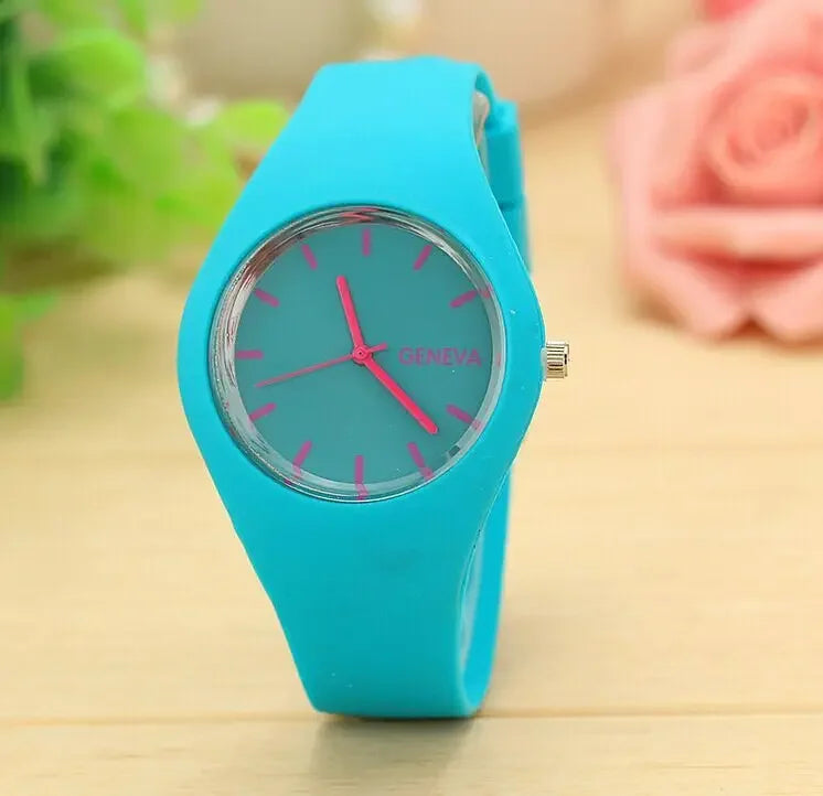 Women's Watches Famous Brand Quartz Watch Women Fashion Casual Sports Silicone Wristwatch Hot Kobiet Zegarka