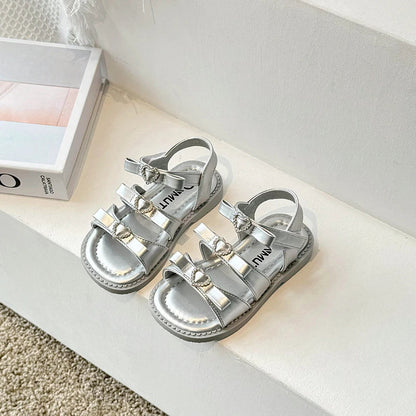 Girls Sandals New 2024 Summer Kids Fashion Bowknot Heart Princess Sandals Party Dress Shoes Children Soft Sole Beach Flats Shoe