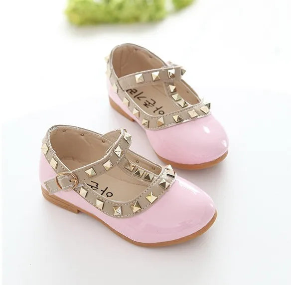 Girls Shoes Spring Children Shoes Girl Rivets Princess Autumn Toddler Girls Kids Flat Shoes T-Tied Style Girls Summer Sandals