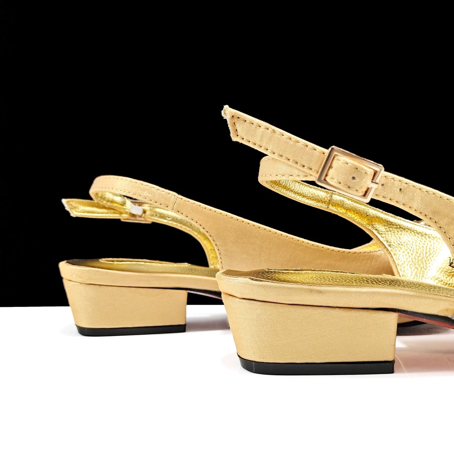 Italian Olive Pumps and Bag for Party 2024 INS Style Pointed-Toe Rhinestone Elegant Low Heels Wedge for Wome