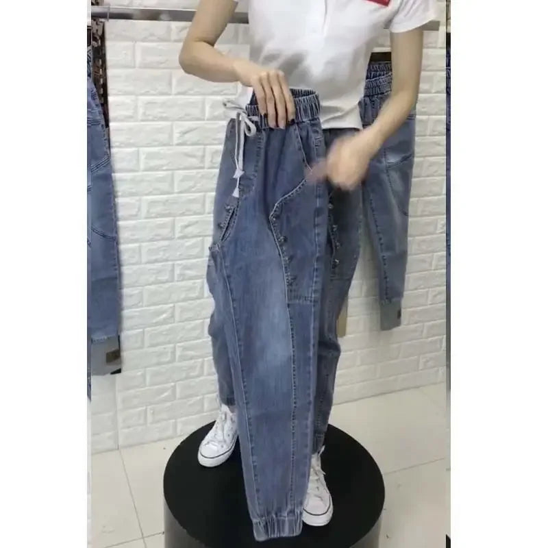 Calça Jeans Feminina Elástico na Cintura com Amarração no Tornozelo