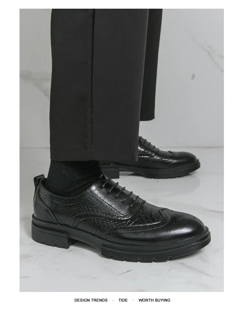 Classic Wedding Leather Shoes For Men Brogues High Quality Men's Dress Business Shoes Office Party Social Formal Shoes Male