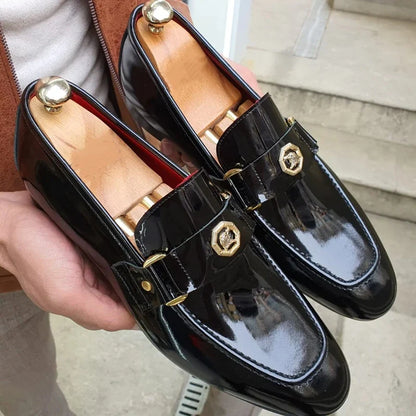 Novos Mocassins Pretos Masculinos Slip-On Bico Redondo Sapatos Sociais Masculinos Frete Grátis Sapatos de Casamento para Homens Tamanhos 38-47