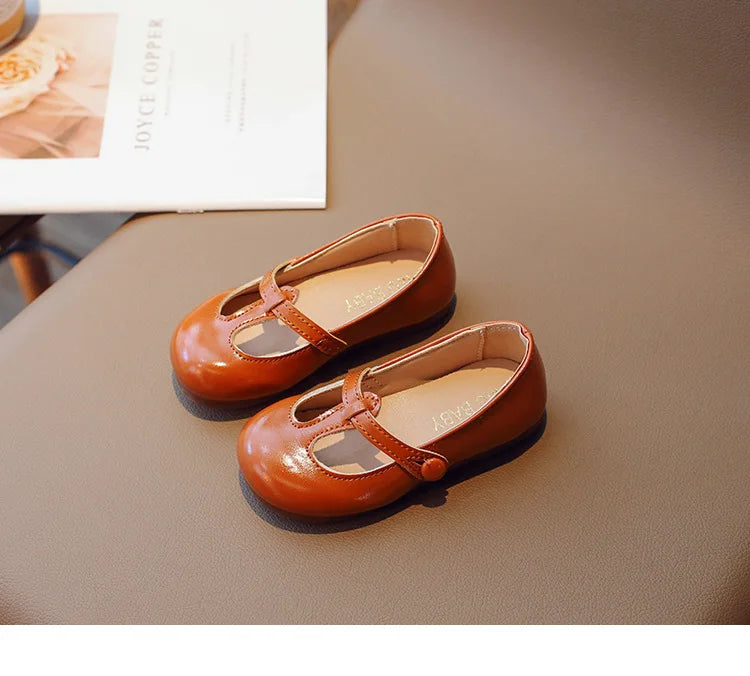 2025 new style soft soled leather shoes for little girls, fashionable and versatile princess shoes, children's college style