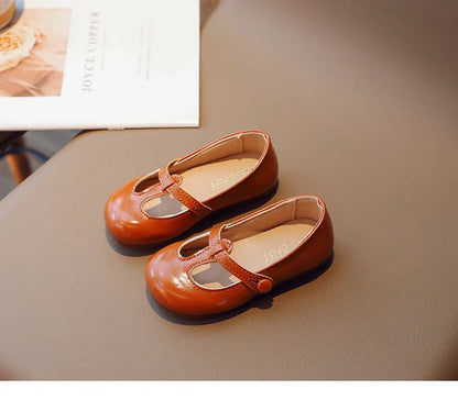 2025 new style soft soled leather shoes for little girls, fashionable and versatile princess shoes, children's college style