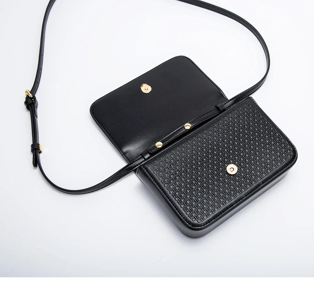 Women's Crossbody Bag 2024 New Flip Saddle Bag Simple Commuter Small Square Bag