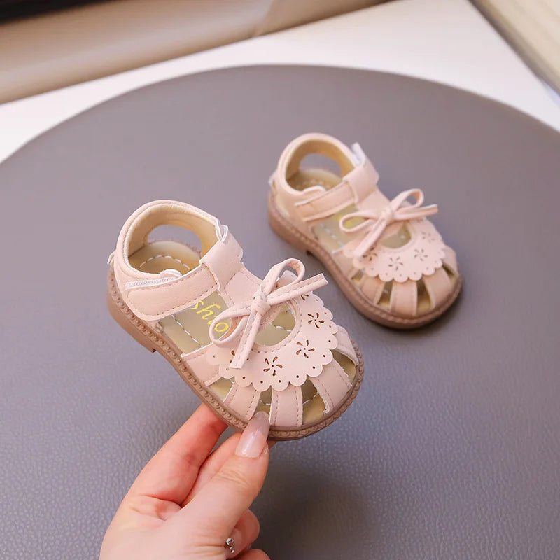 Summer Baby Girls Sandals Cut-Outs Lace Princess Shoes Children Sandals Anti Slip Soft Sole Toddler Kids Beach Shoes Size 15-25