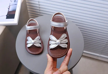 Girls Sandals Hook&loop Kids Beach Shoes Soild Color Versatile 2025 Summer Girls Princess Shoes Retro Sweet Flowers Korean Style