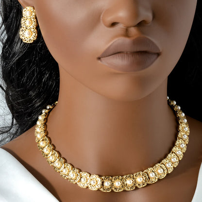 Conjunto de joias de luxo Dubai para mulheres, moderno, colar de pérolas, pulseira, anel, brincos, conjunto de joias banhadas a ouro 18k