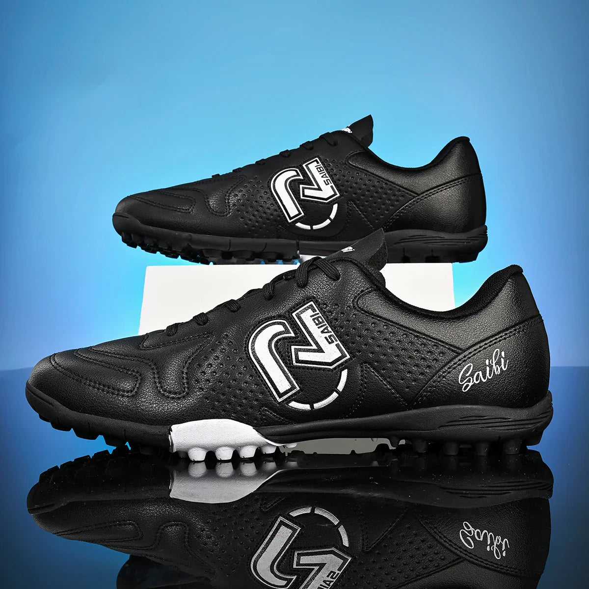 Men's football shoes TF broken nail outdoor sports shoes, wear-resistant and non slip