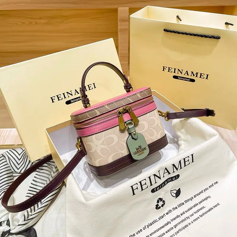 New minimalist and fashionable small handbag, contrasting color women's bag, high-end carriage crossbody bag, portable box bag